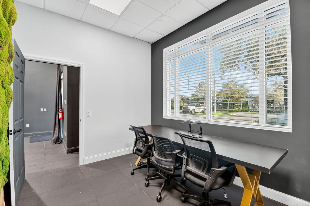 For Sale: $970,000 (0 beds, 0 baths, 2073 Square Feet)