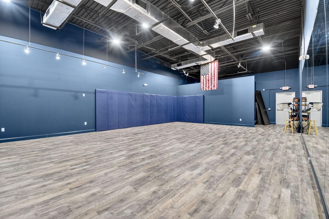 For Sale: $970,000 (0 beds, 0 baths, 2073 Square Feet)