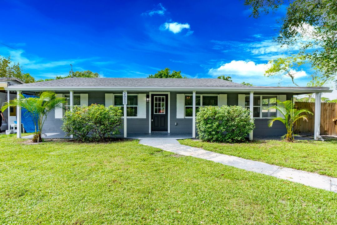 Recently Sold: $245,000 (3 beds, 2 baths, 1248 Square Feet)