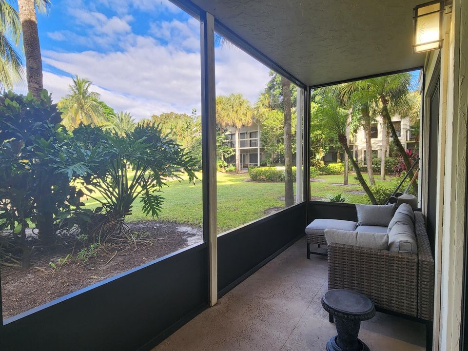 На продажу: $594,000 (2 спален, 2 ванн, 1400 Квадратных фут)