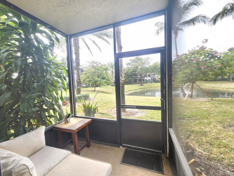 На продажу: $594,000 (2 спален, 2 ванн, 1400 Квадратных фут)