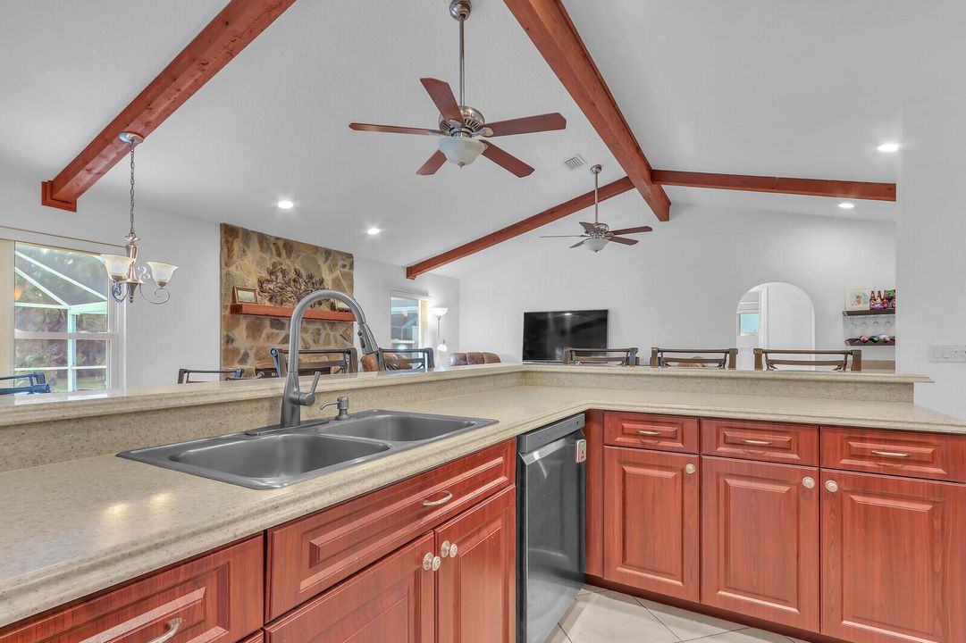 Active With Contract: $859,000 (4 beds, 3 baths, 2208 Square Feet)