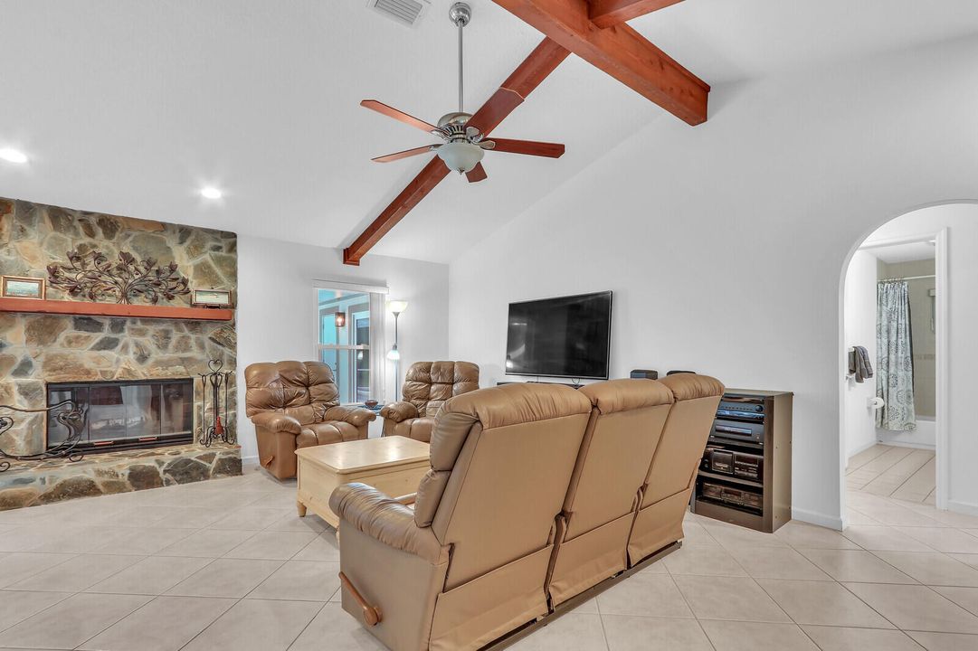 Active With Contract: $859,000 (4 beds, 3 baths, 2208 Square Feet)