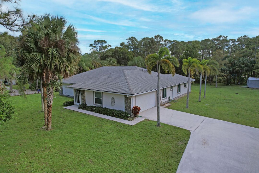 Active With Contract: $859,000 (4 beds, 3 baths, 2208 Square Feet)