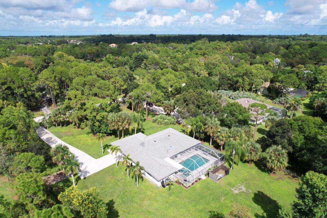 Active With Contract: $859,000 (4 beds, 3 baths, 2208 Square Feet)