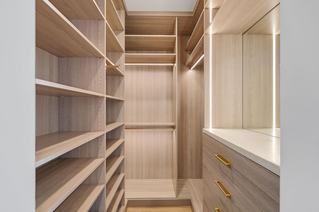 For Sale: $6,500,000 (3 beds, 3 baths, 2623 Square Feet)