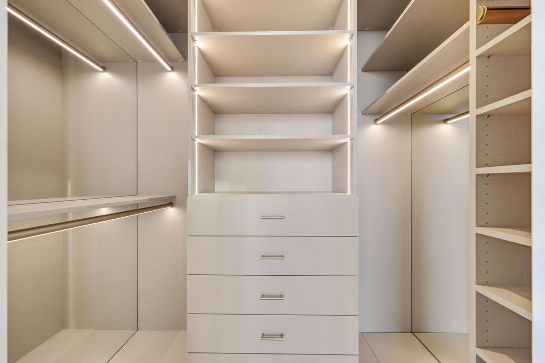 For Sale: $6,500,000 (3 beds, 3 baths, 2623 Square Feet)