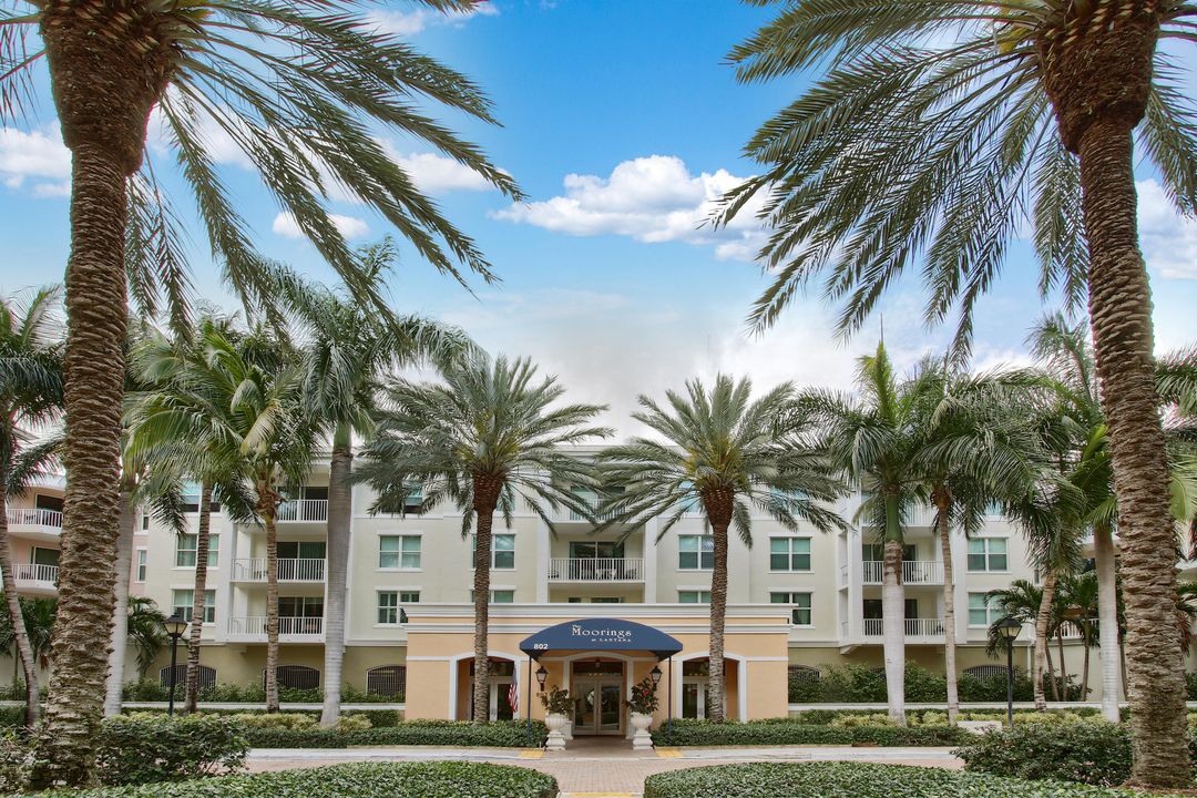 For Rent: $4,495 (2 beds, 2 baths, 1000 Square Feet)