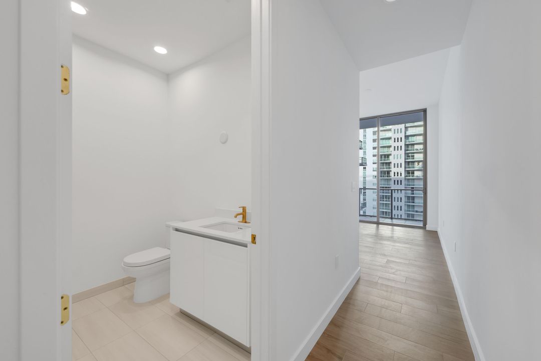 For Sale: $6,500,000 (3 beds, 3 baths, 2623 Square Feet)