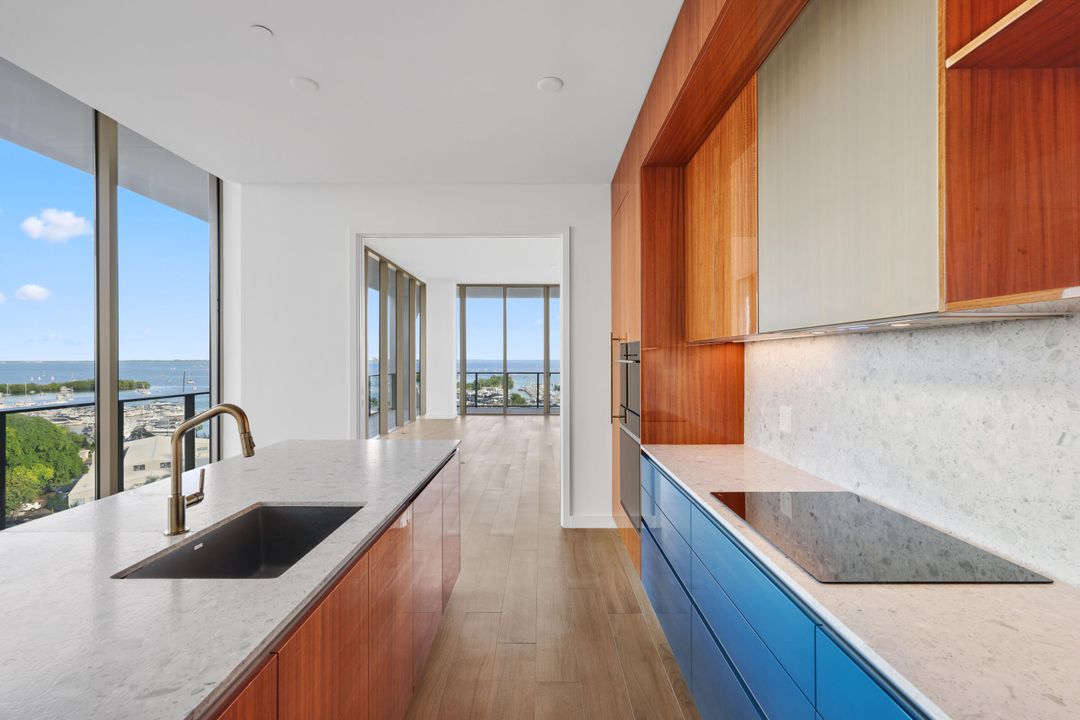 For Sale: $6,500,000 (3 beds, 3 baths, 2623 Square Feet)