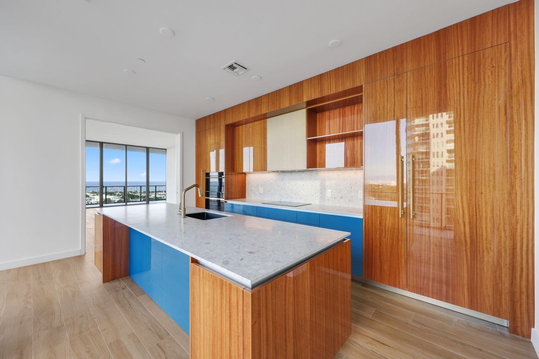 For Sale: $6,500,000 (3 beds, 3 baths, 2623 Square Feet)