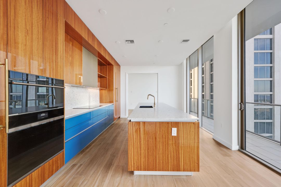 For Sale: $6,500,000 (3 beds, 3 baths, 2623 Square Feet)