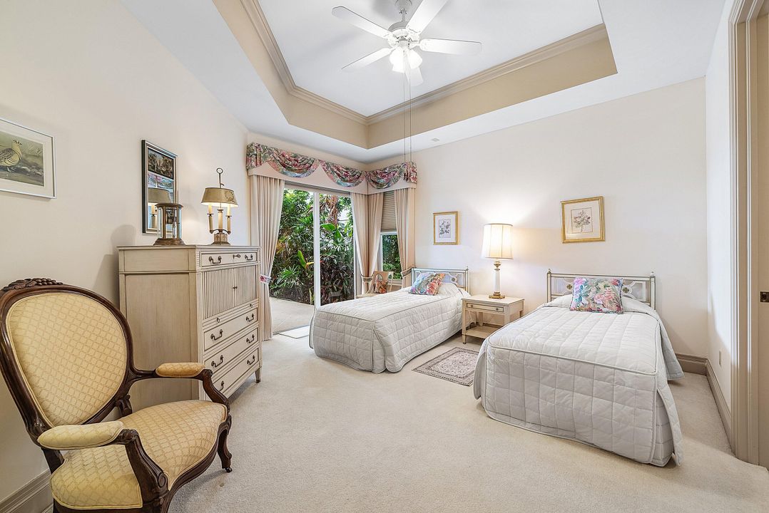 合同活跃: $1,995,000 (3 贝兹, 3 浴室, 3222 平方英尺)