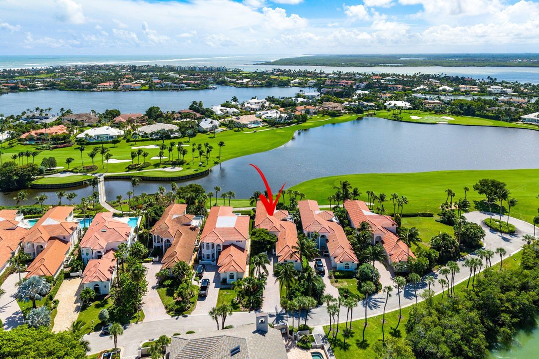 合同活跃: $1,995,000 (3 贝兹, 3 浴室, 3222 平方英尺)