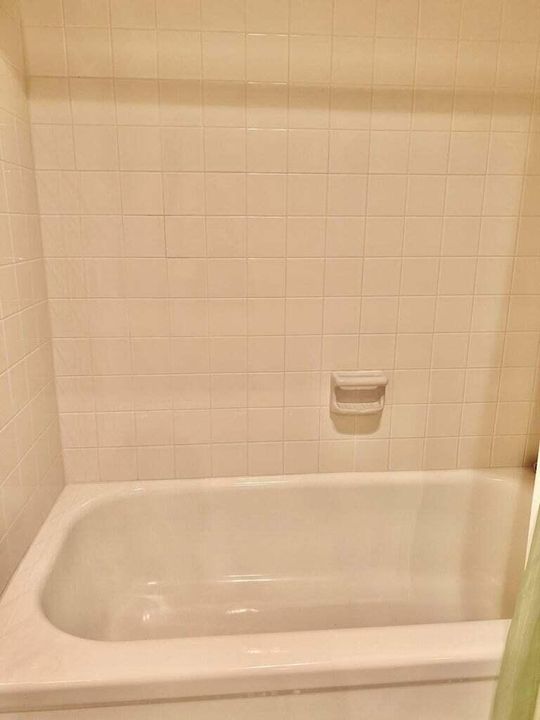 Под контрактом: $1,500 (2 спален, 2 ванн, 1088 Квадратных фут)