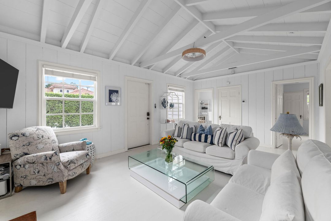 En Renta: $10,500 (3 camas, 2 baños, 1010 Pies cuadrados)