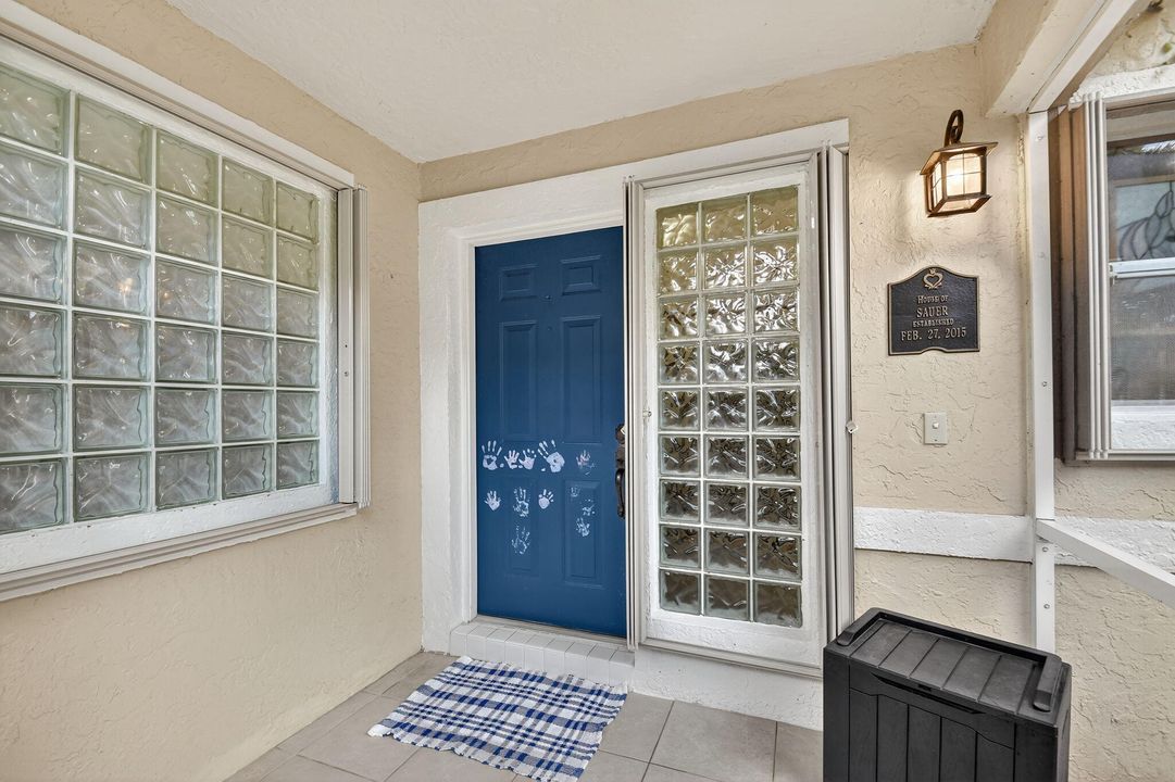 Active With Contract: $525,000 (3 beds, 2 baths, 2166 Square Feet)