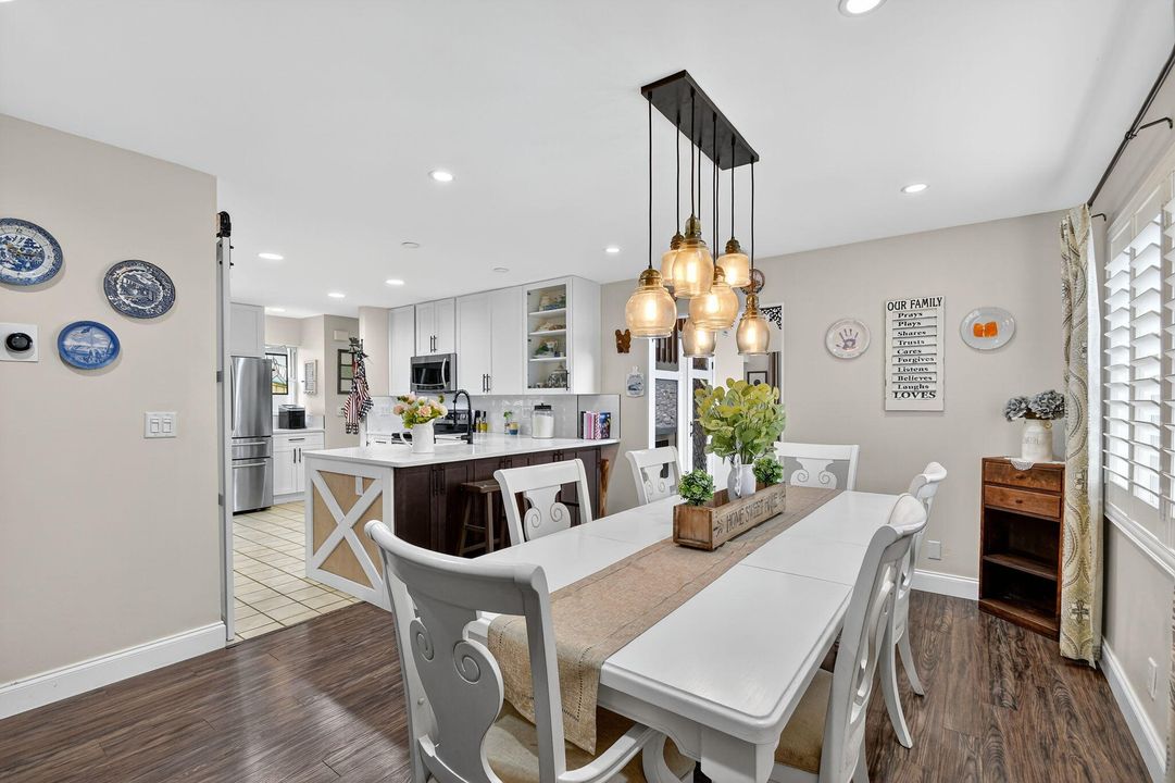 Active With Contract: $525,000 (3 beds, 2 baths, 2166 Square Feet)