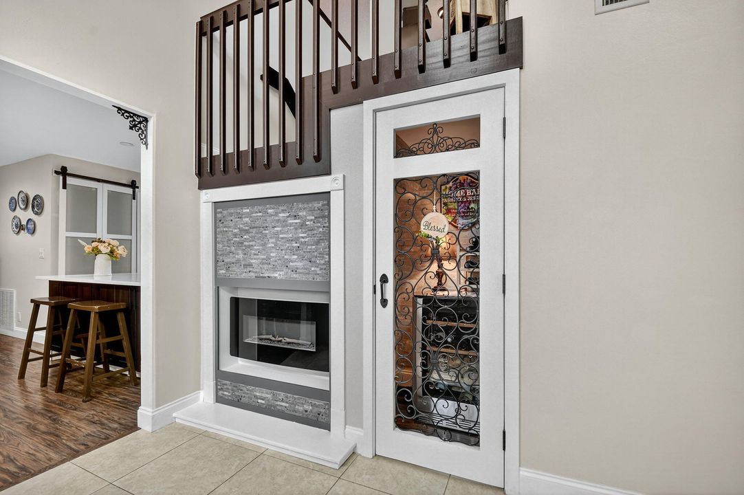 Active With Contract: $525,000 (3 beds, 2 baths, 2166 Square Feet)