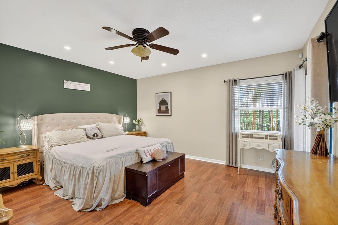 Active With Contract: $525,000 (3 beds, 2 baths, 2166 Square Feet)