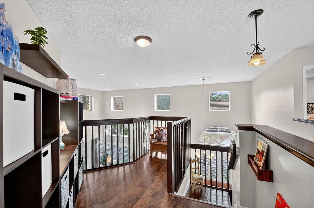 Active With Contract: $525,000 (3 beds, 2 baths, 2166 Square Feet)