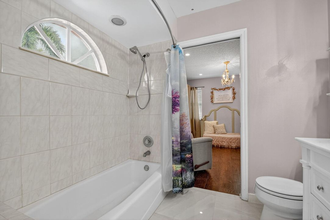 Active With Contract: $525,000 (3 beds, 2 baths, 2166 Square Feet)