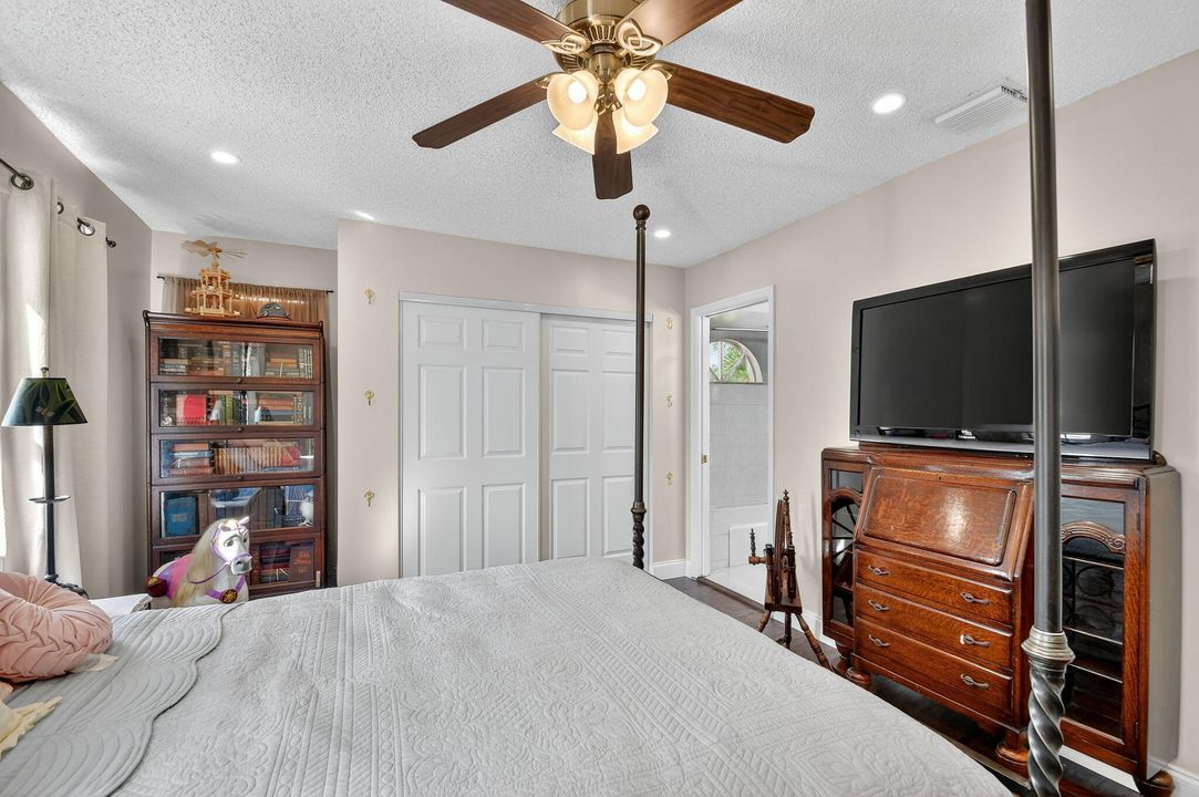 Active With Contract: $525,000 (3 beds, 2 baths, 2166 Square Feet)