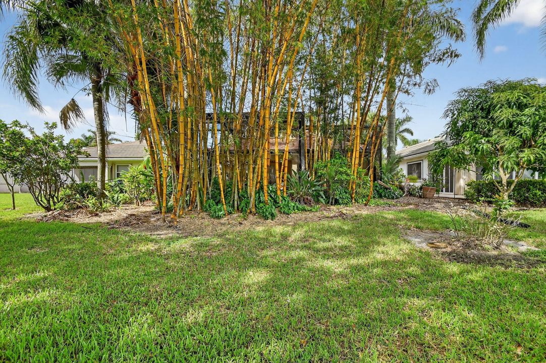 Active With Contract: $525,000 (3 beds, 2 baths, 2166 Square Feet)