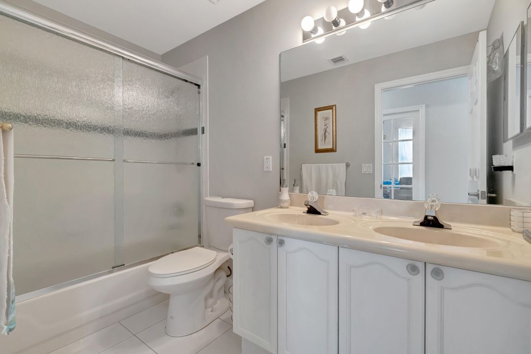 Под контрактом: $3,500 (3 спален, 2 ванн, 2398 Квадратных фут)