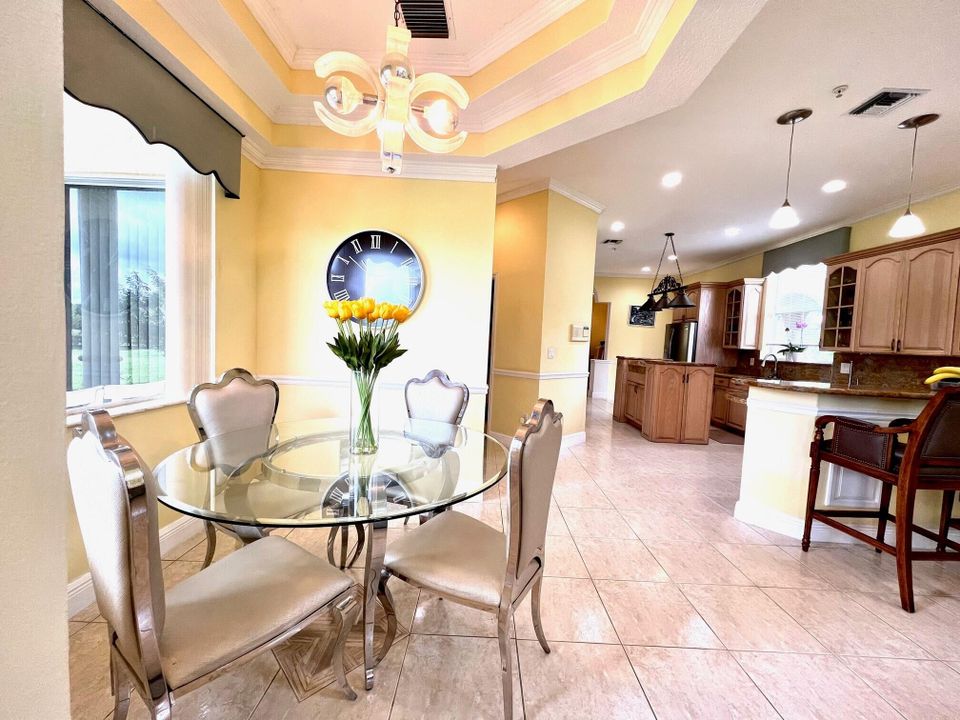 For Sale: $3,599,000 (6 beds, 4 baths, 4478 Square Feet)