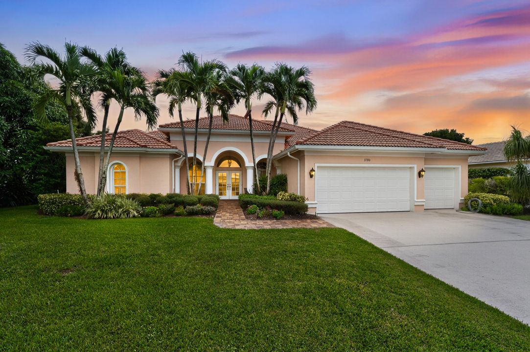 最近售出: $950,000 (4 贝兹, 3 浴室, 3154 平方英尺)