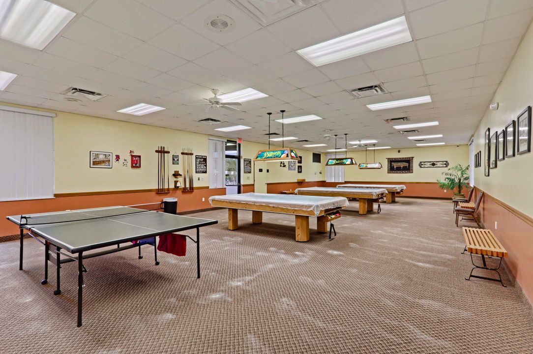 出租: $3,500 (2 贝兹, 2 浴室, 884 平方英尺)