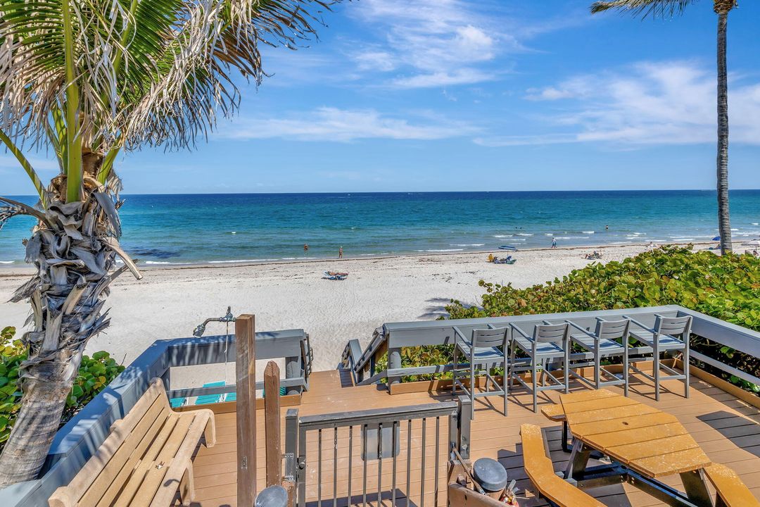 На продажу: $989,500 (2 спален, 2 ванн, 1715 Квадратных фут)