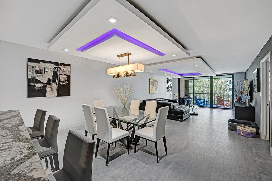 На продажу: $989,500 (2 спален, 2 ванн, 1715 Квадратных фут)