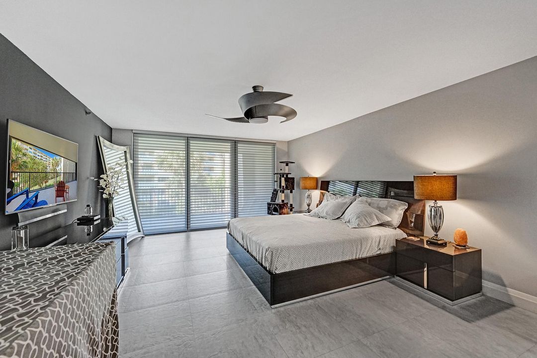 На продажу: $989,500 (2 спален, 2 ванн, 1715 Квадратных фут)