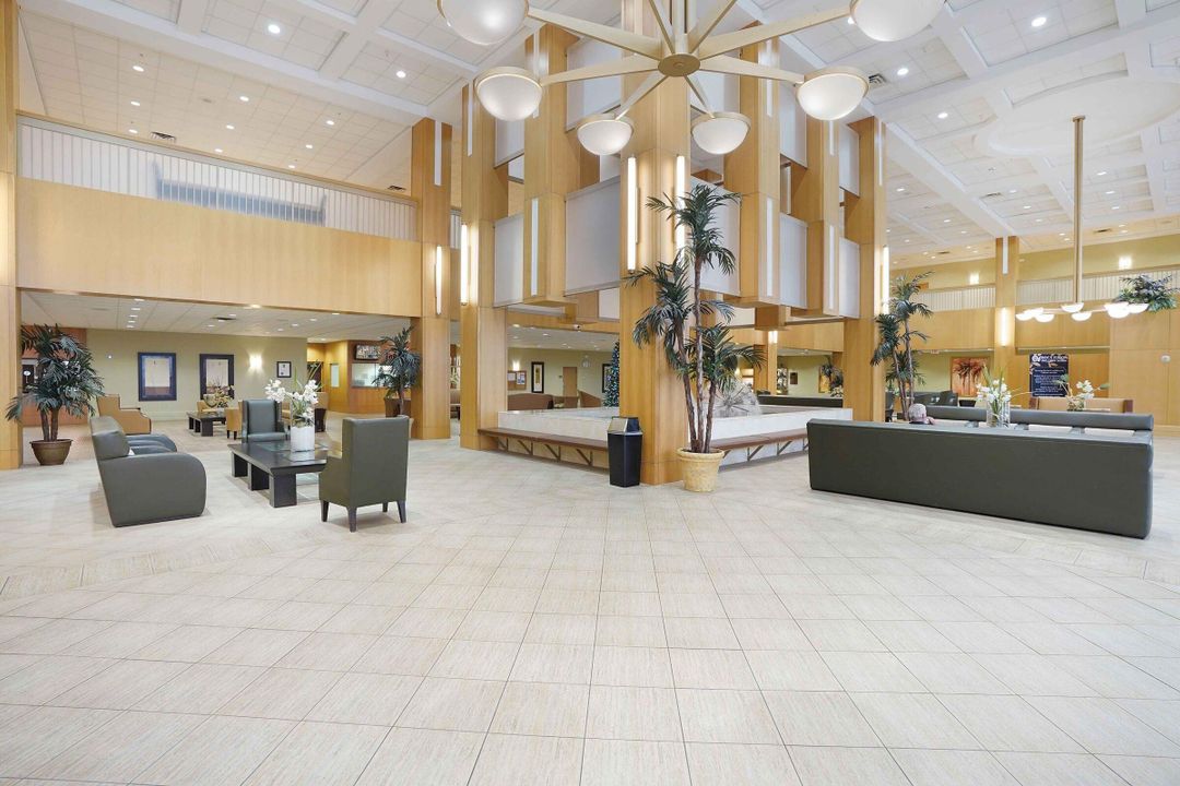 For Sale: $147,999 (2 beds, 2 baths, 916 Square Feet)