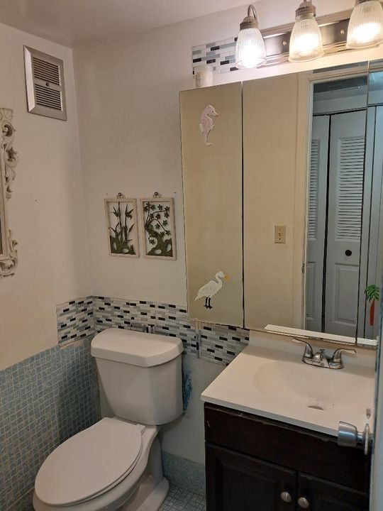 For Sale: $79,000 (1 beds, 1 baths, 684 Square Feet)