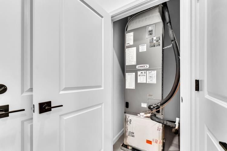 待售: $579,000 (3 贝兹, 2 浴室, 1405 平方英尺)