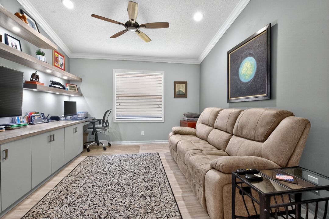 Active With Contract: $469,000 (3 beds, 2 baths, 1743 Square Feet)