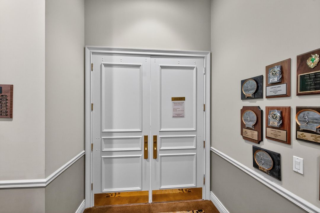 Active With Contract: $469,000 (3 beds, 2 baths, 1743 Square Feet)