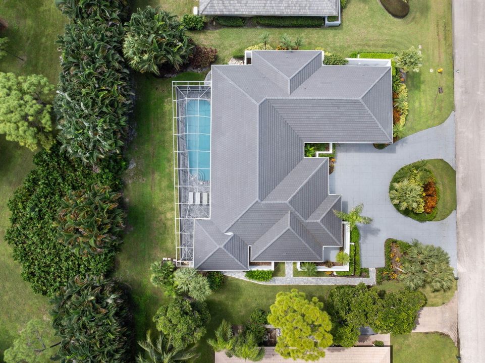 合同活跃: $2,050,000 (4 贝兹, 4 浴室, 3820 平方英尺)