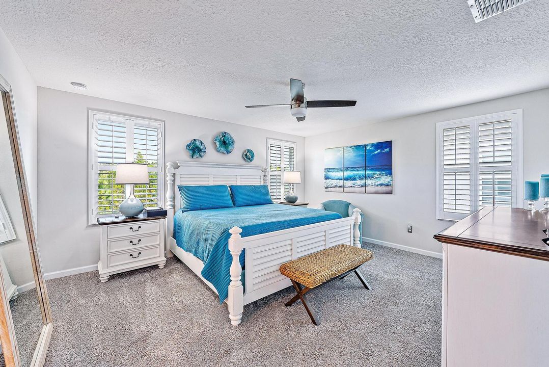 合同活跃: $439,000 (3 贝兹, 2 浴室, 1804 平方英尺)