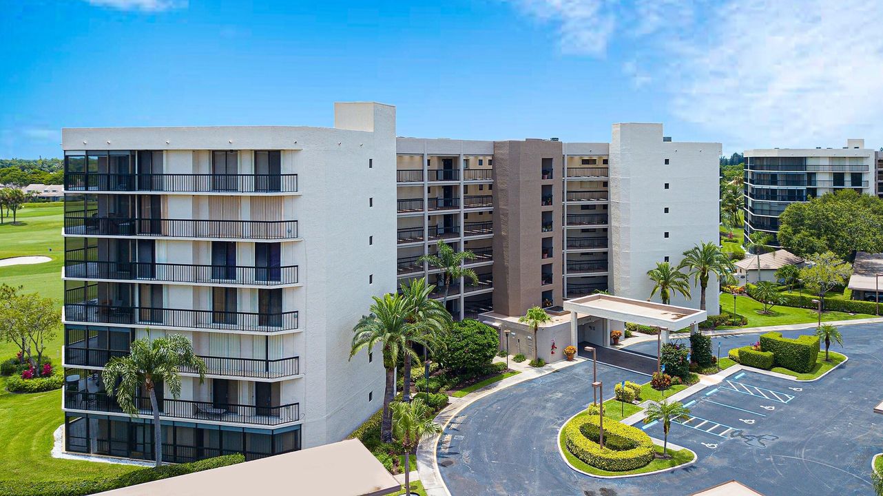 出租: $3,900 (3 贝兹, 2 浴室, 1757 平方英尺)