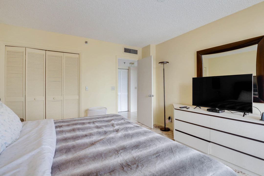 出租: $3,900 (3 贝兹, 2 浴室, 1757 平方英尺)