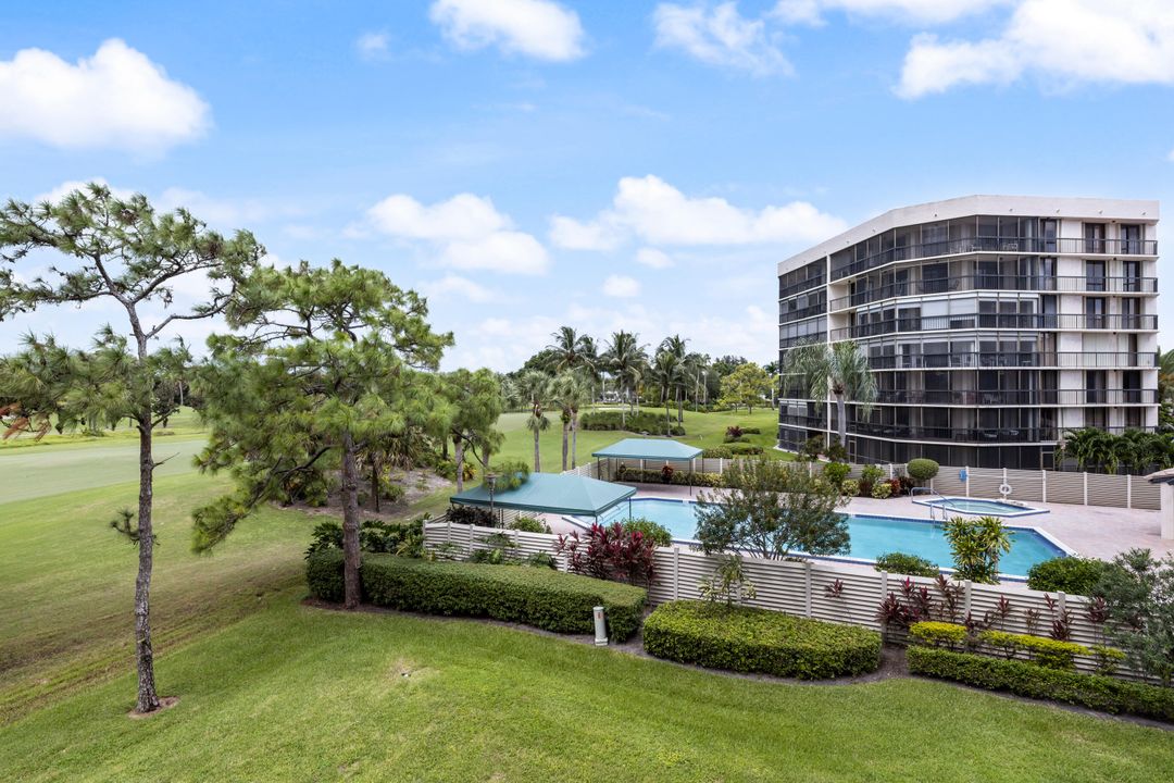 出租: $3,900 (3 贝兹, 2 浴室, 1757 平方英尺)