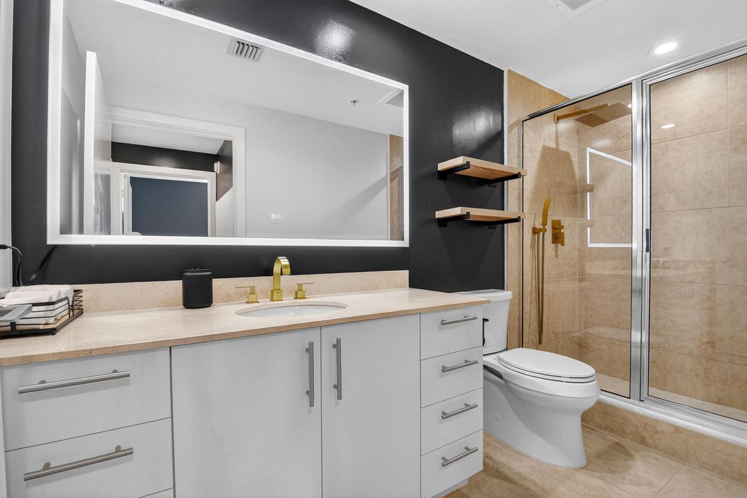 For Rent: $10,000 (3 beds, 2 baths, 1709 Square Feet)