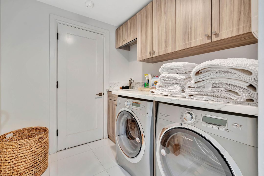 En Venta: $9,900,000 (4 camas, 4 baños, 3119 Pies cuadrados)