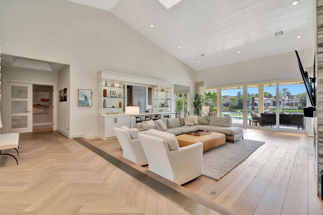 En Venta: $9,900,000 (4 camas, 4 baños, 3119 Pies cuadrados)