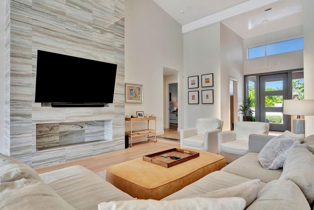 En Venta: $9,900,000 (4 camas, 4 baños, 3119 Pies cuadrados)