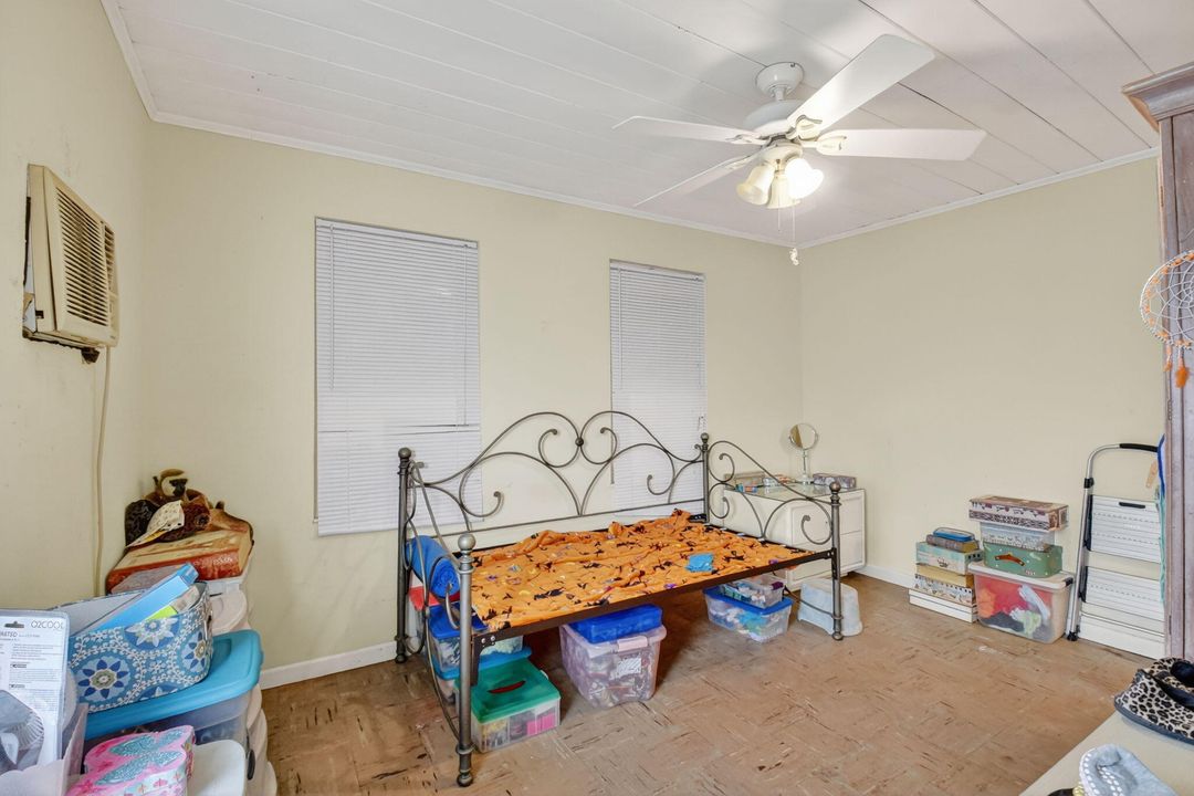 Activo con contrato: $399,000 (3 camas, 1 baños, 1053 Pies cuadrados)